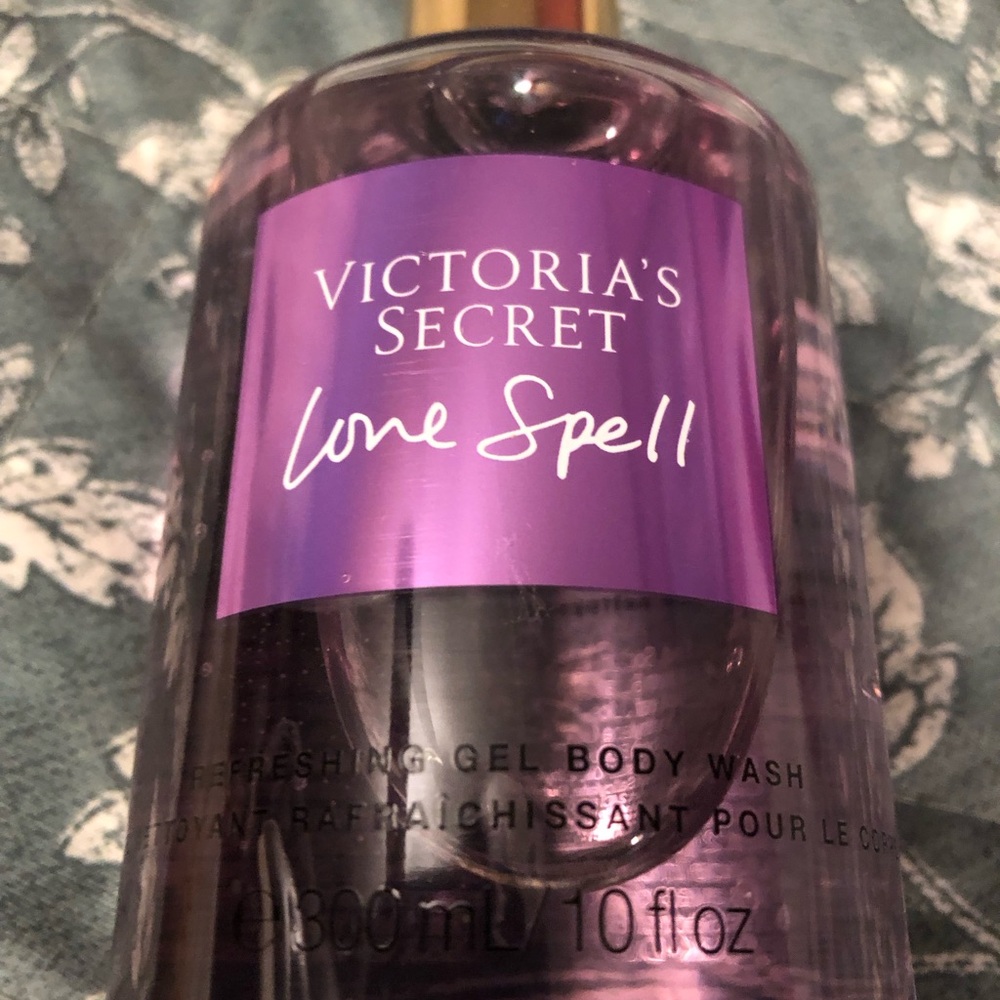 Victoria's Secret Love Spell Body Wash Purple 10 OZ NWT - Picture 3 of 4